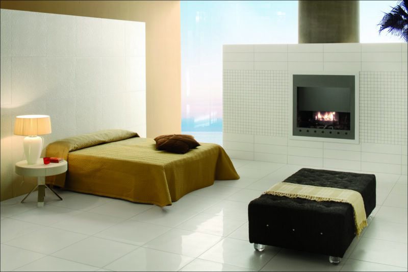 Bett Fliesenboden und Kamin Reiter Fliesen